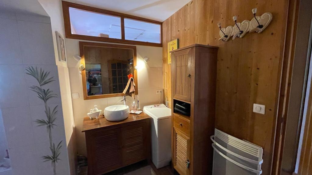 Cosy And Calm In Grenoble City Heart With Free And Large Parking Q-Park Chavant Exterior foto